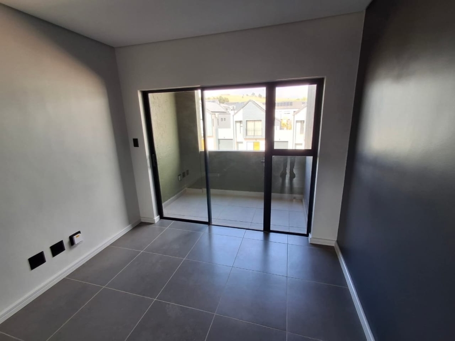 To Let 2 Bedroom Property for Rent in Newinbosch Western Cape